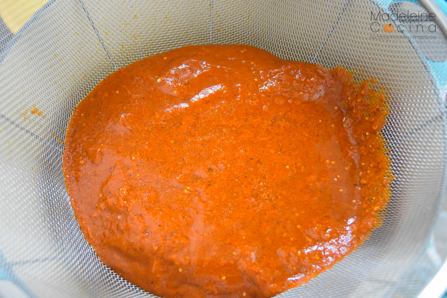 Colando la salsa