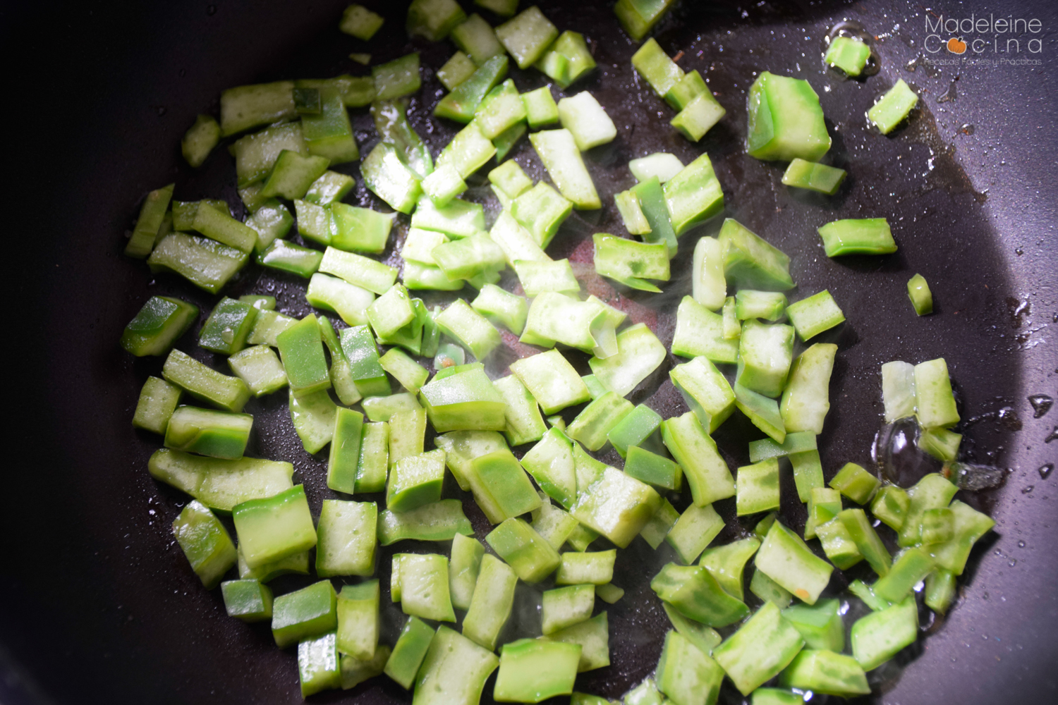 Receta salsa verde con nopales