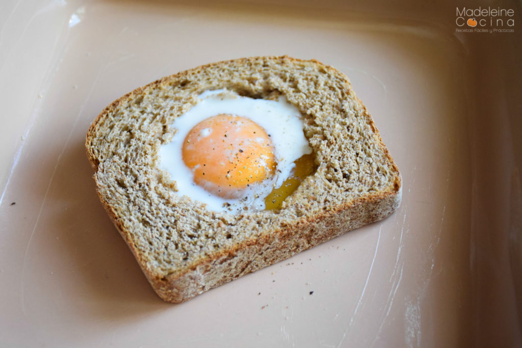 Receta Huevo en pan