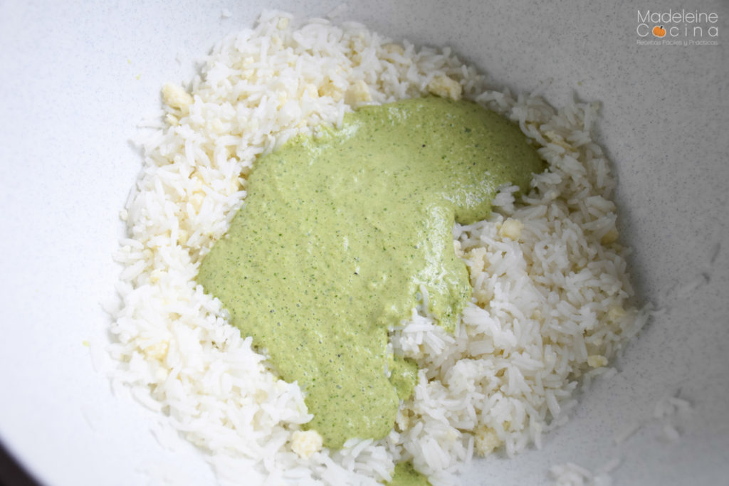 Receta molde de arroz verde